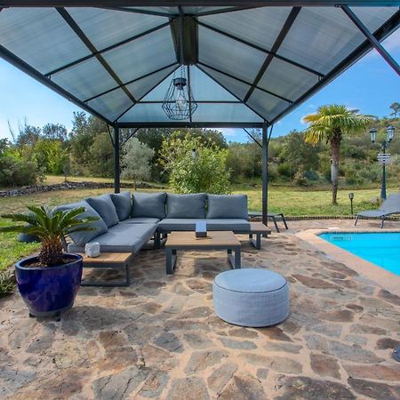 Villa Catalpa Avec Piscine Le Muy Esterno foto